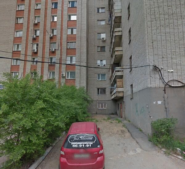 Банкомат Сбербанка России по адресу ул. Запарина,  130